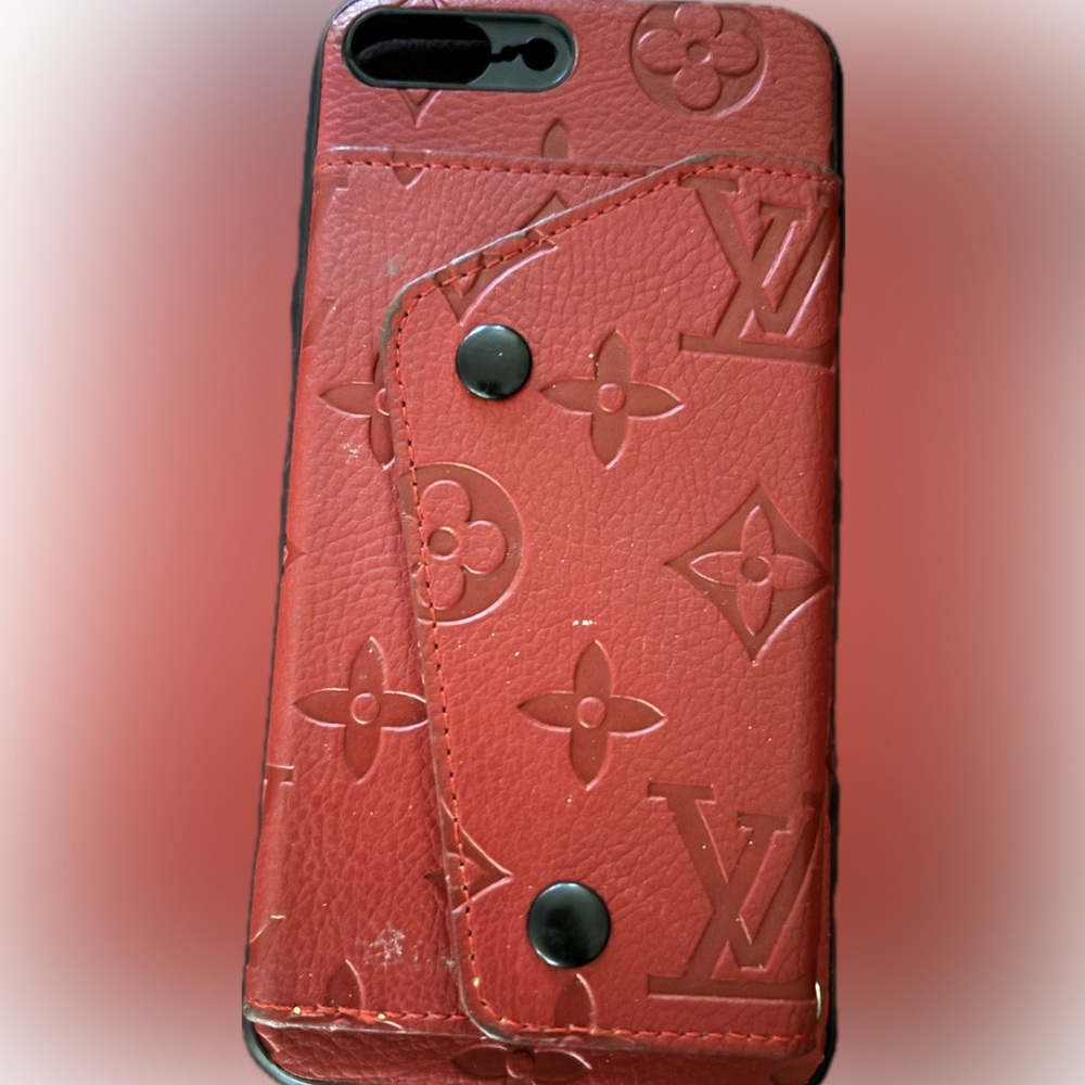 iPhone 6 phone cases 2Louis Vuitton & 1 Gucci impressions